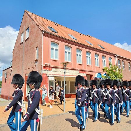 Det Gamle Radhus Hotel Grasten Exterior photo