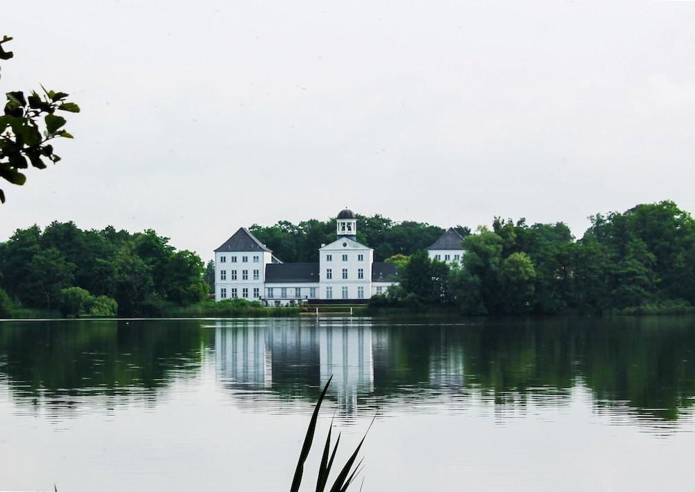 Det Gamle Radhus Hotel Grasten Exterior photo